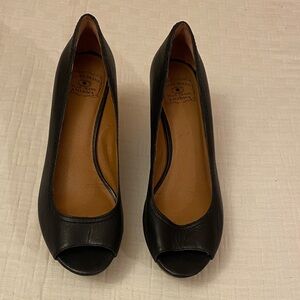 LUCKY BRAND  Black Leather Peep Toe Heels